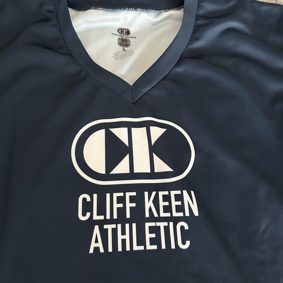 Cliff Keen Jersey like material. V- neck Tee - Picture 4 of 4